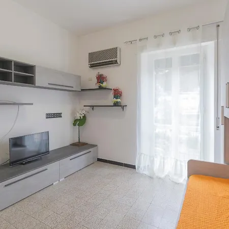 Helloelba Tamma 1 Holiday home Portoferraio